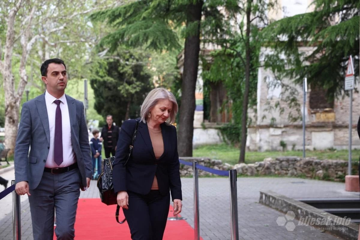 Borjana Krišto stiže na sastanak s Plenkovićem u Mostaru