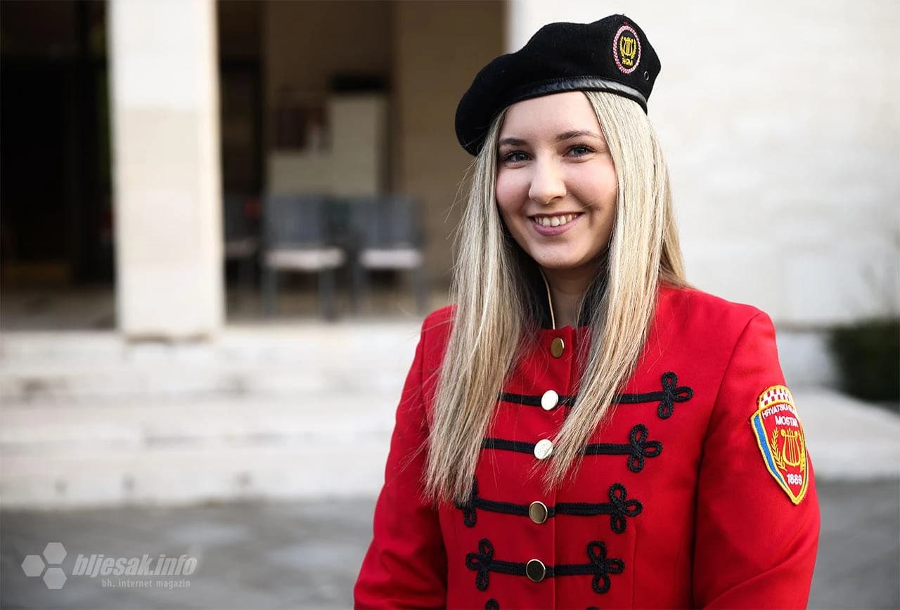 Hrvatska glazba Mostar je budnicom poželjela dobro jutro svim građanima Mostara