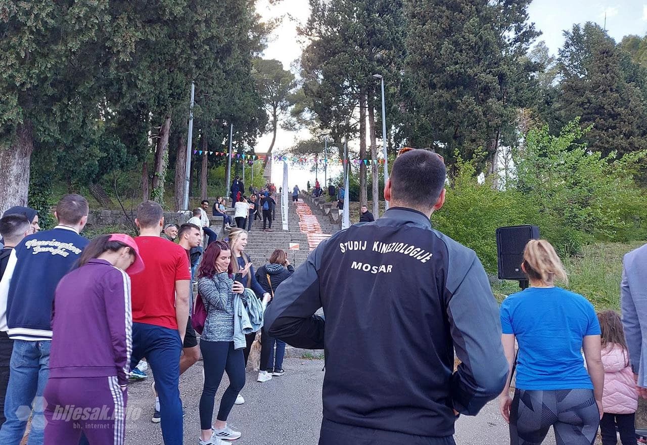 Utrka na Velikim stepenicama u Mostaru