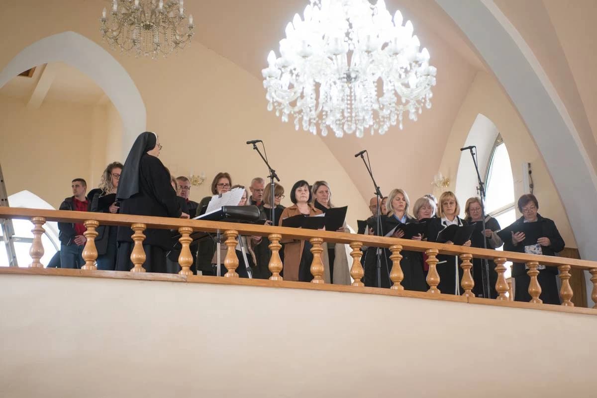 Mali Uskrs u Prva sv. pričest u Bijelom polju