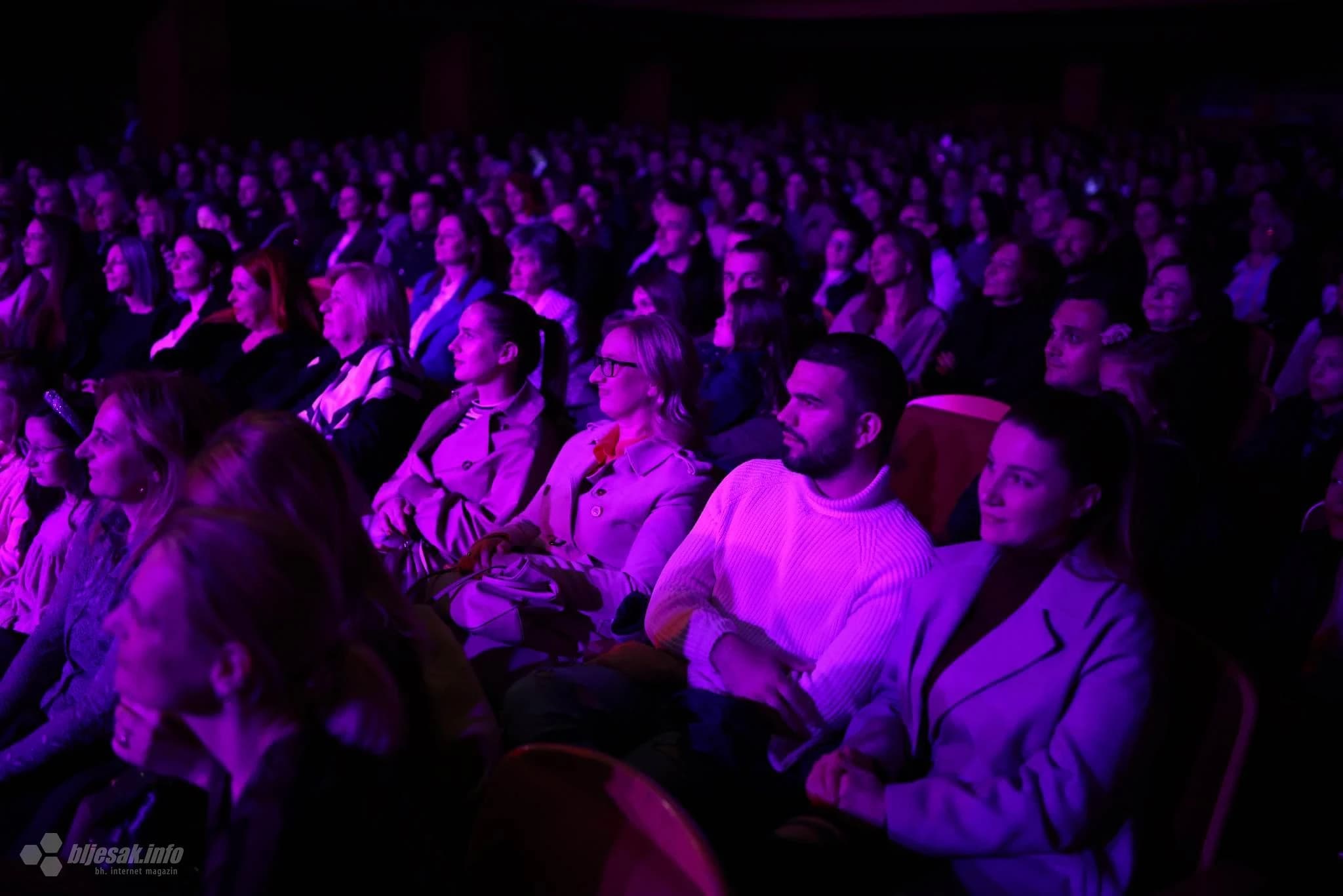 Petar Grašo na konceru u Mostaru