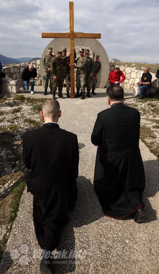 Križni put na Hum 2023.