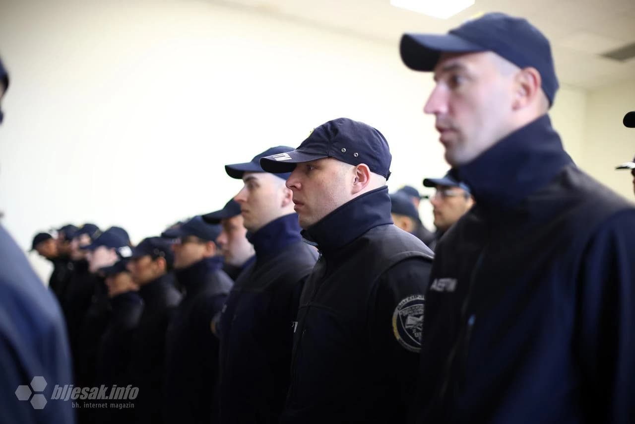 Mostar: Promovirano 50 policajaca i 8 mlađih inspektora 