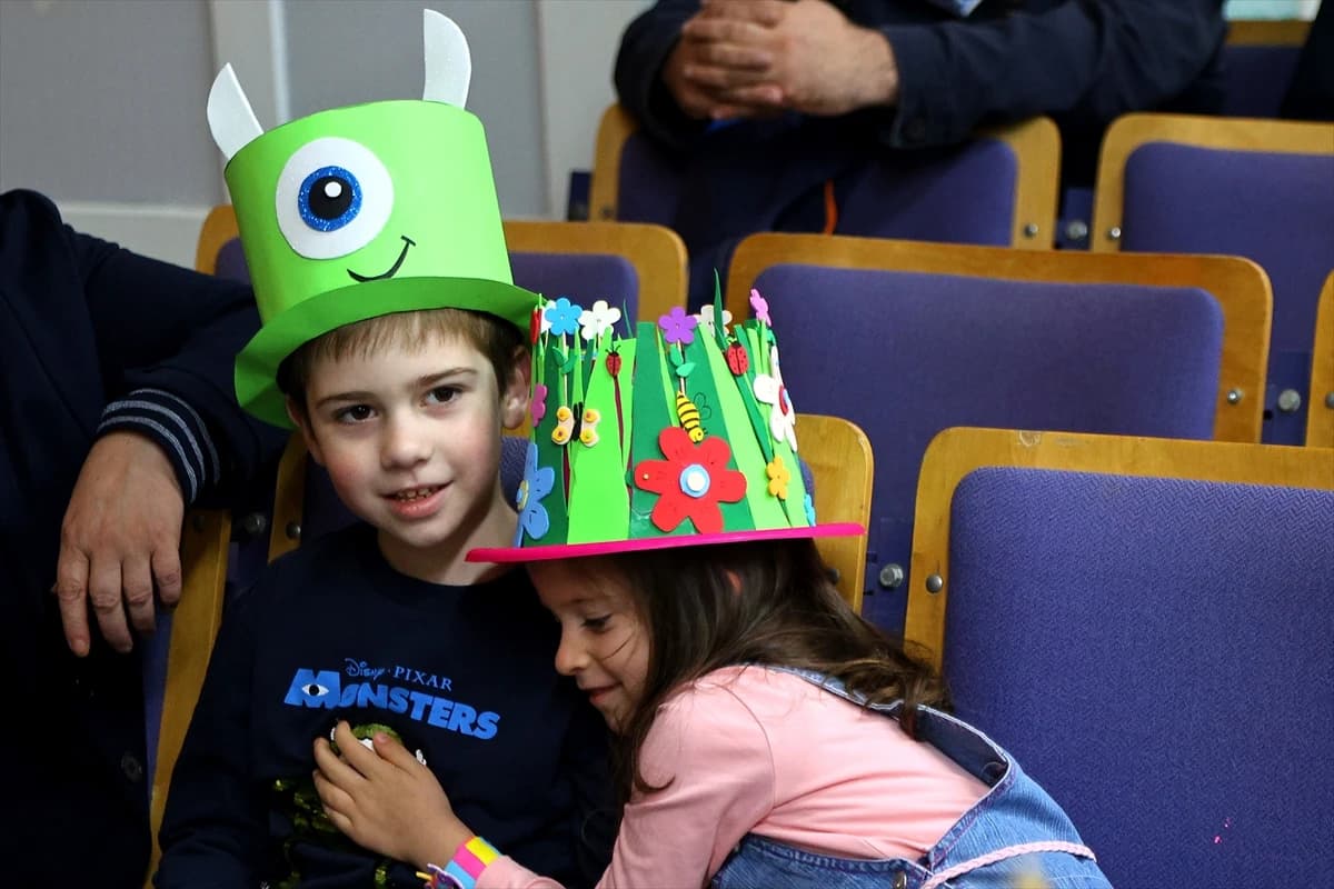 Šeširijada u Nišu povodom Dana šale