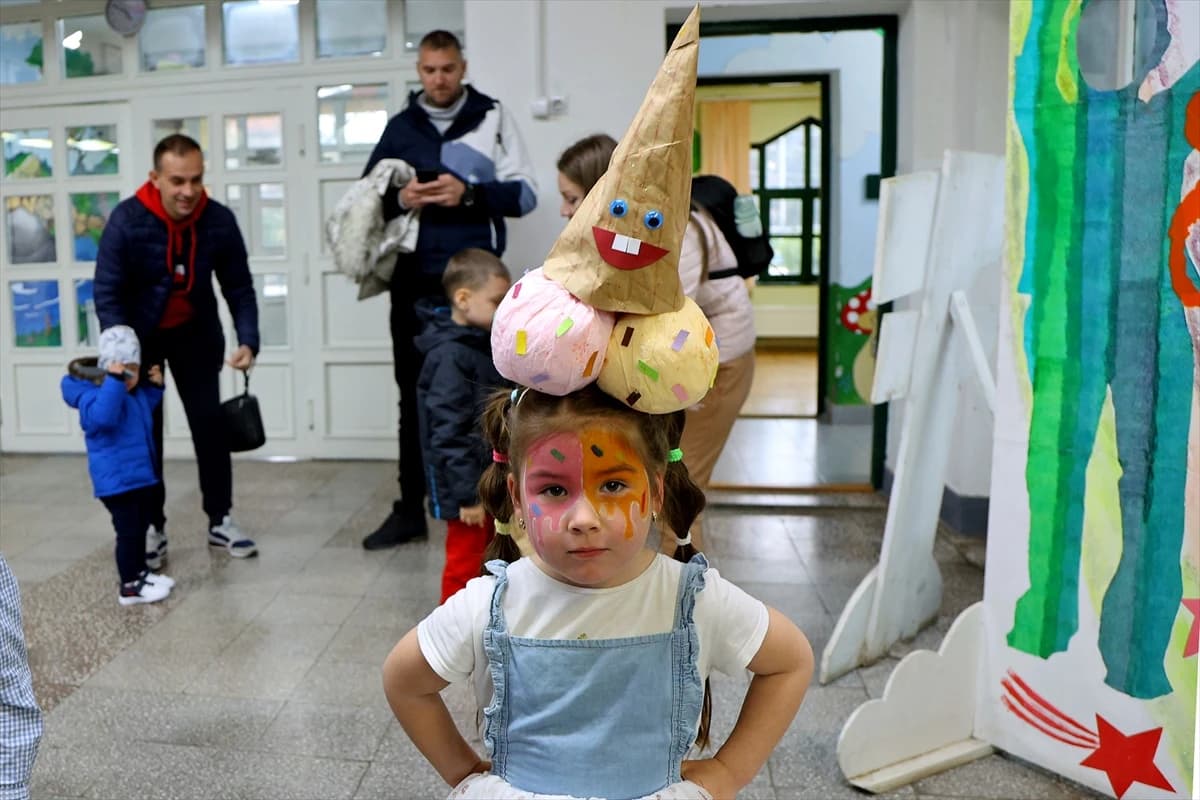 Šeširijada u Nišu povodom Dana šale