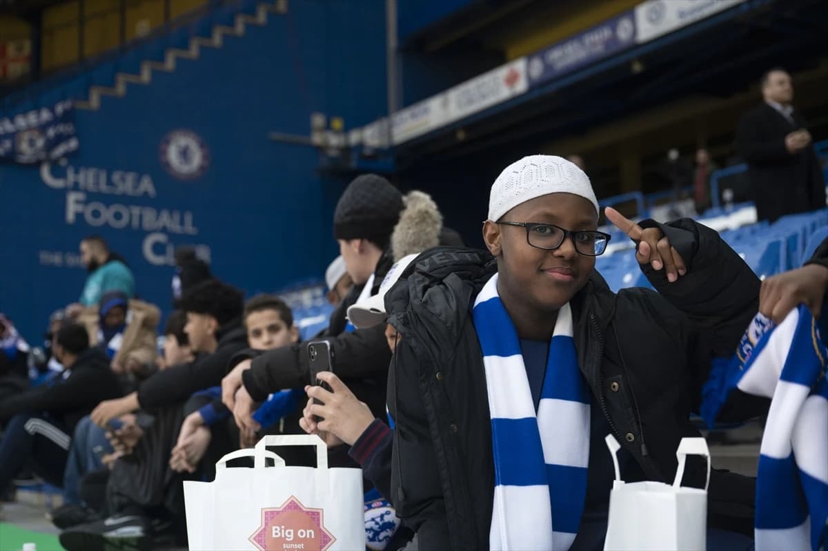 Zajednički iftar na Stamford Bridgeu