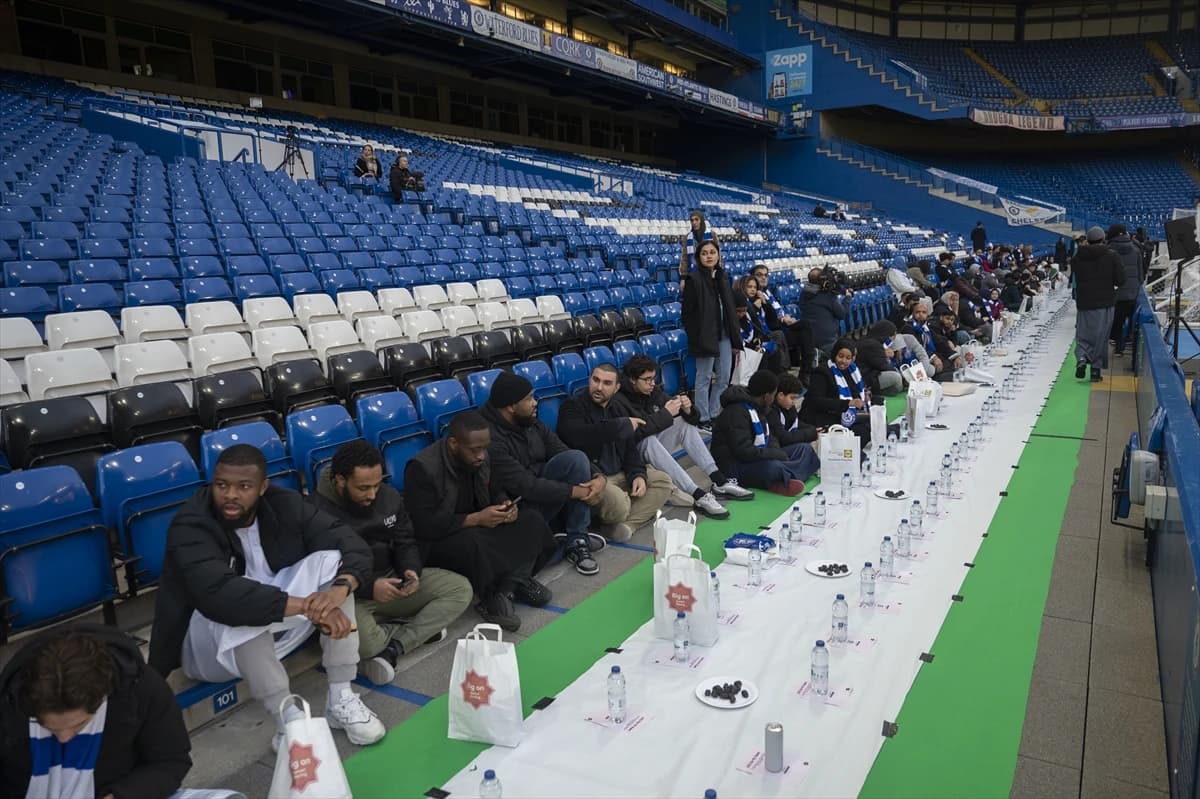 Zajednički iftar na Stamford Bridgeu