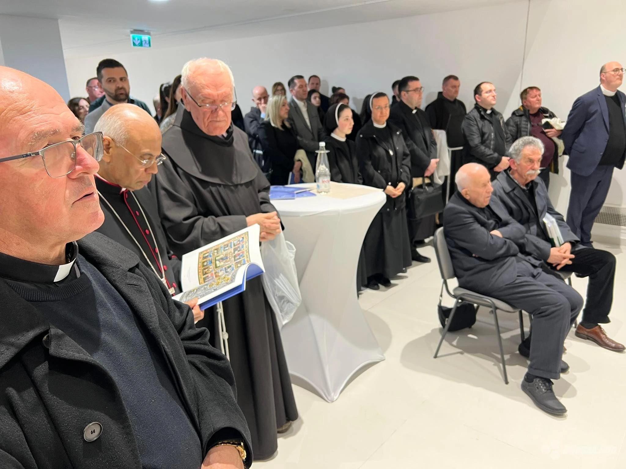 Otvorena izložba "Biskupijsko umjetničko blago" u Mostaru 