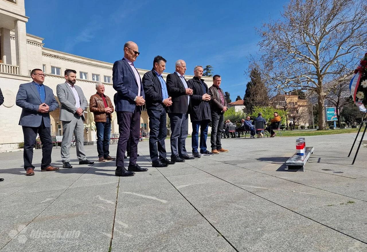 Obilježena 29. obljetnica raspuštanja logora IV. osnovna škola u Mostaru