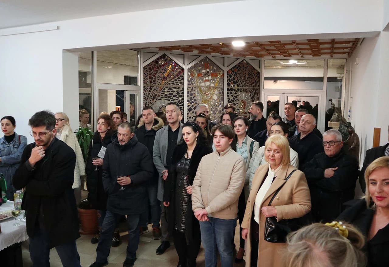 U Franjevačkom muzeju i galeriji otvorena izložba Borisa Orenčuka