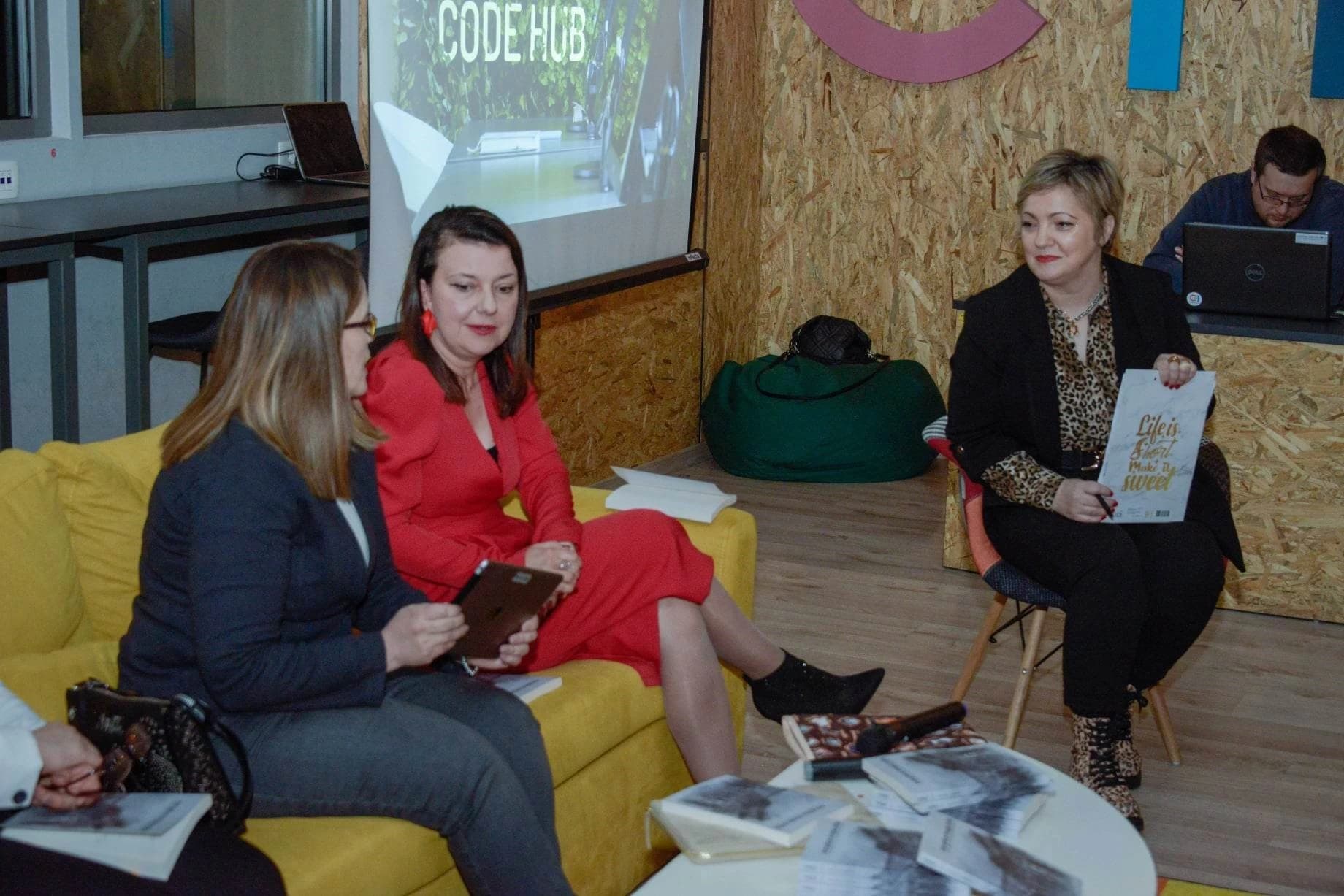 Sve ptice imaju krila predstavljene u Mostaru