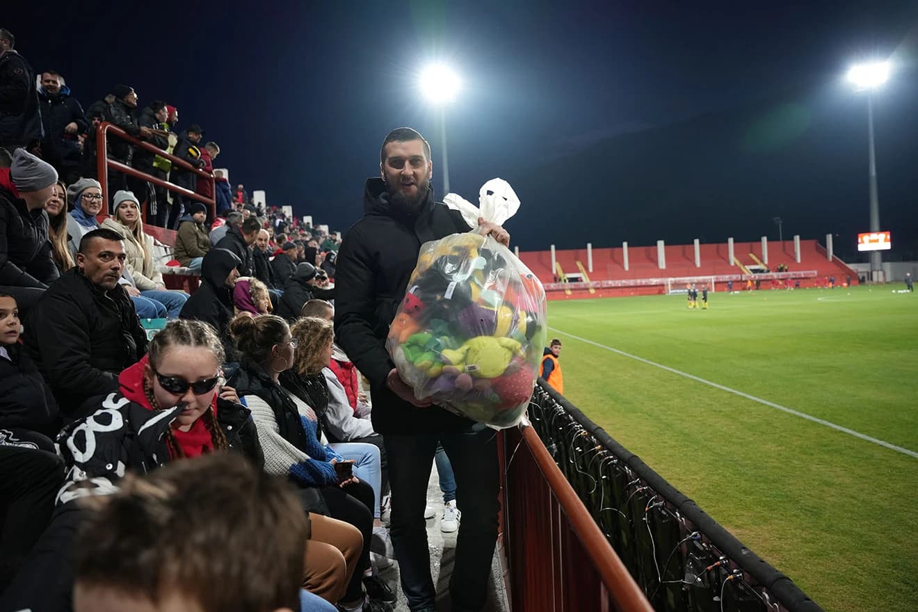 Navijači Veleža prikupili više tisuća igračaka za djecu Turske i Sirije