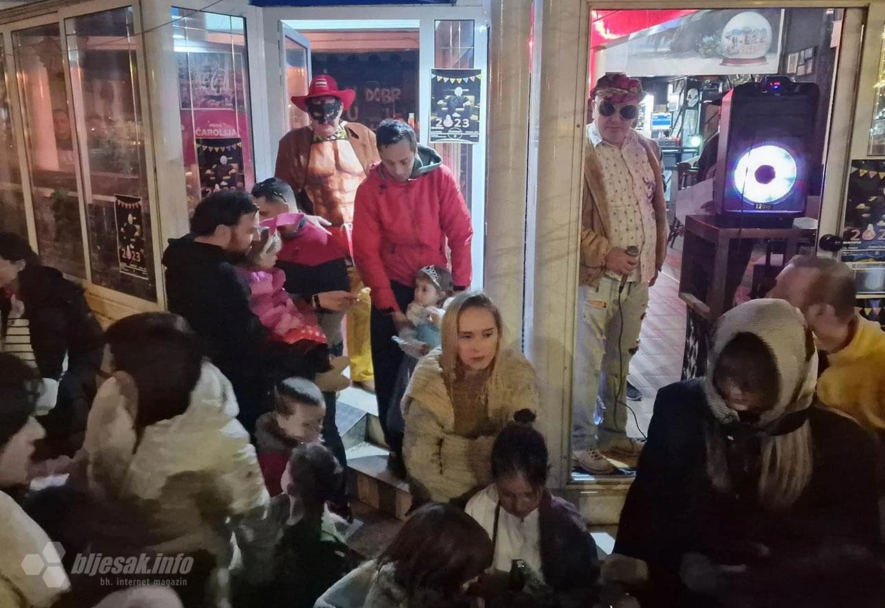 Maškare u Republici Centar 2