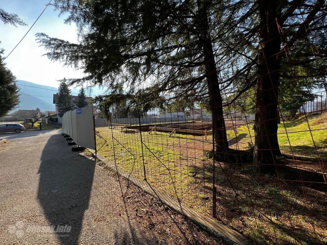 Jutros oko 9 sati nije bilo radnika na gradilištu