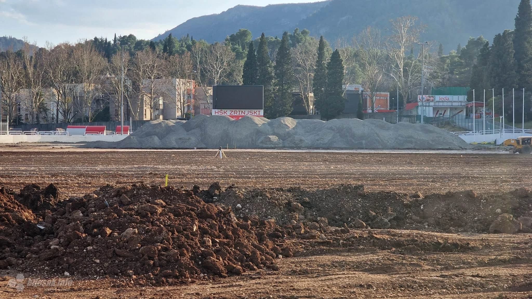 Travnjak na stadionu Zrinjskog bit će jedan od najboljih u regiji