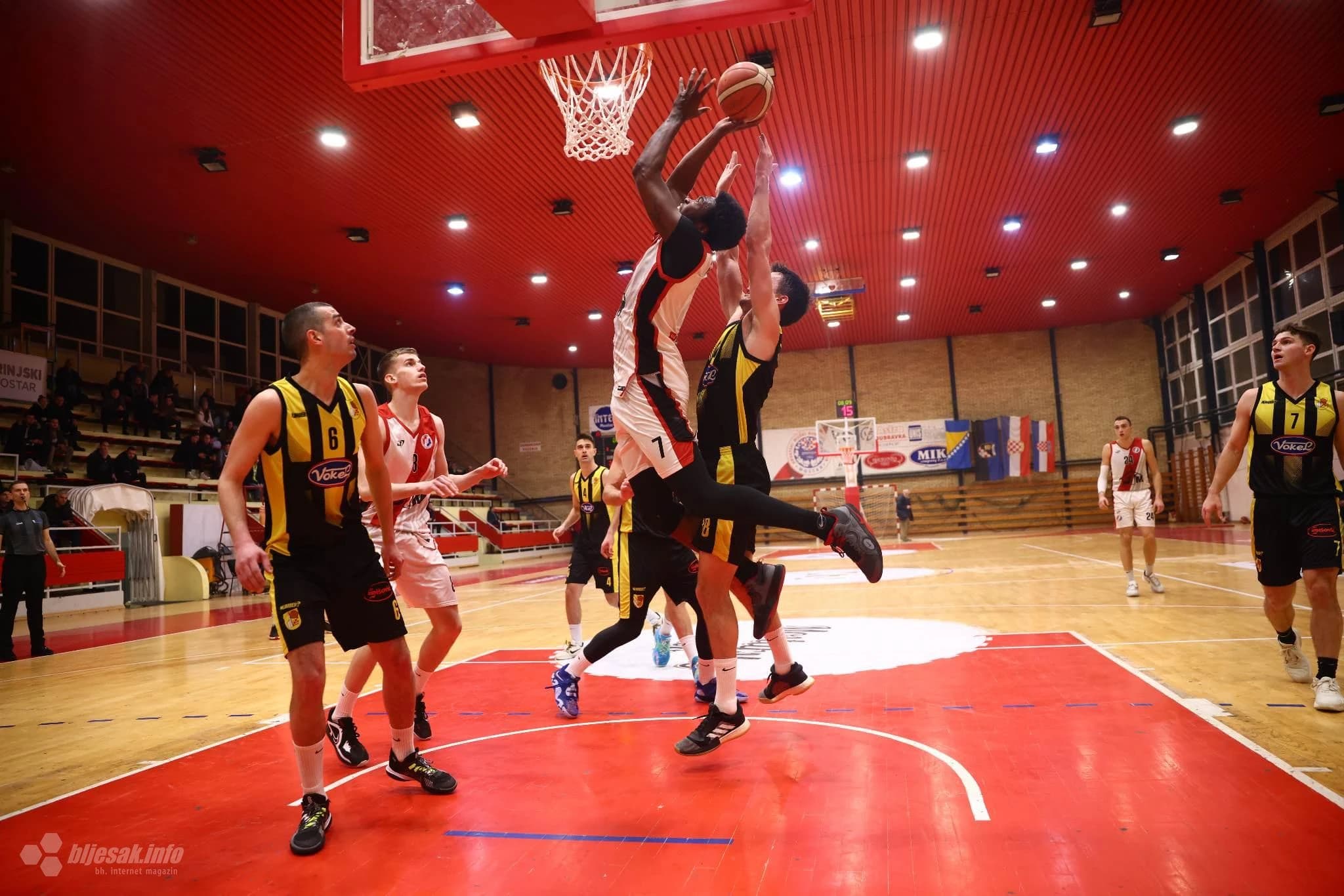 Derbi začelja na Bijelom brijegu