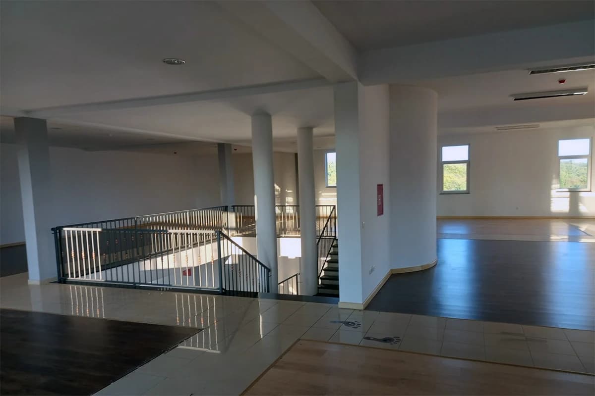 Poslovno-skladišni objekt u naselju Cerno, općina Ljubuški