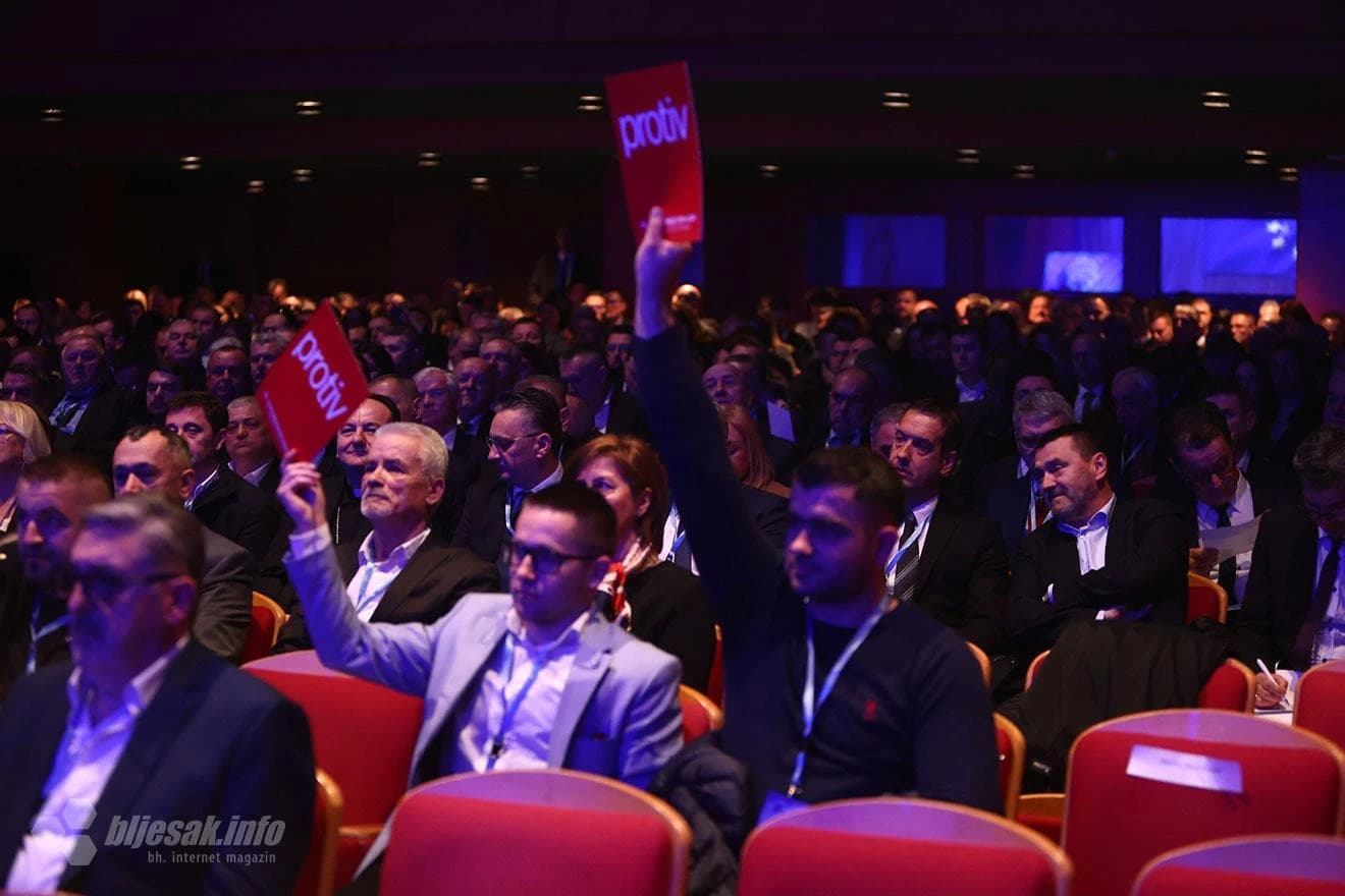 Zasjedanje HNS-a u Mostaru