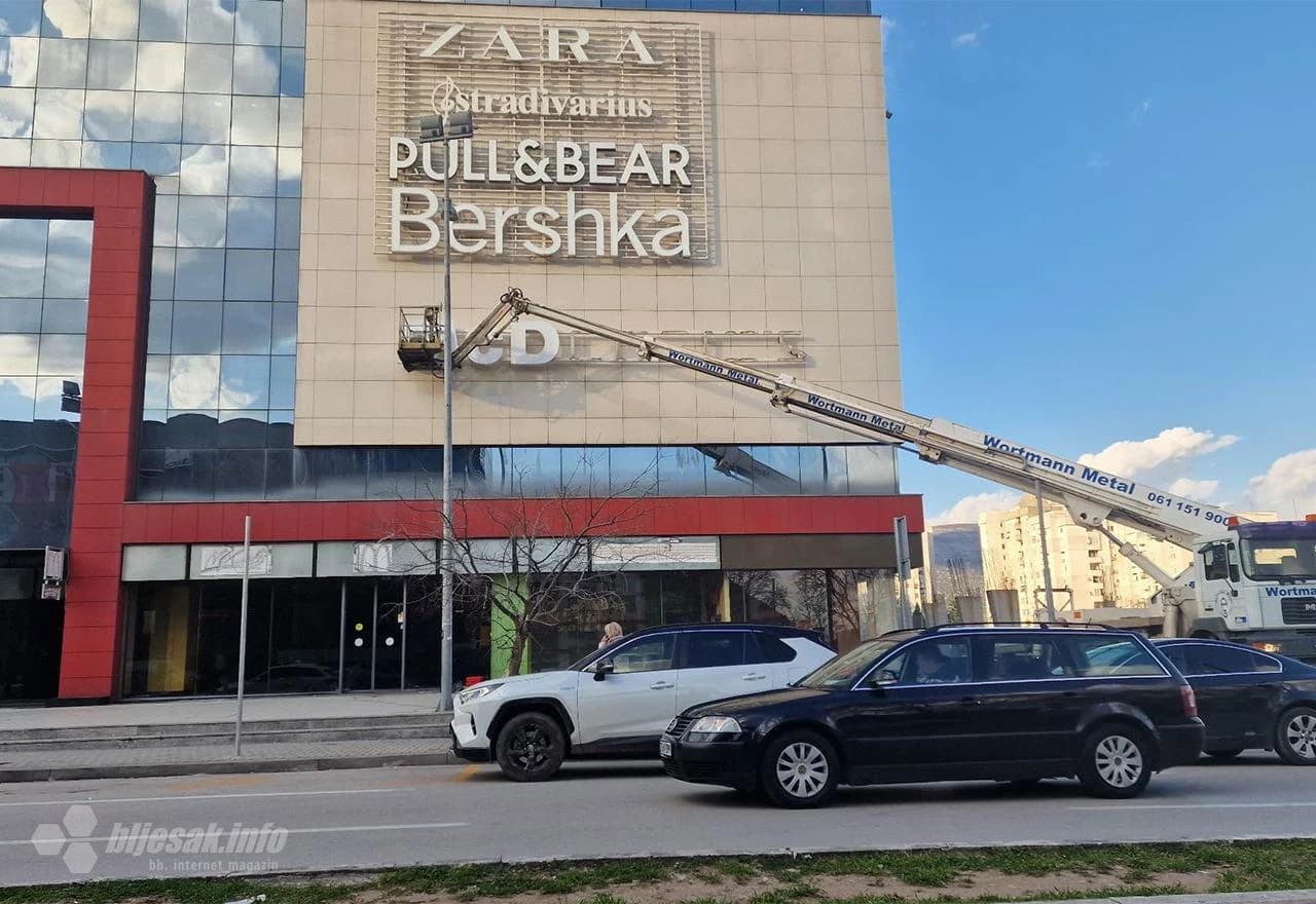 Skidanje loga sa Mepas Mall-a