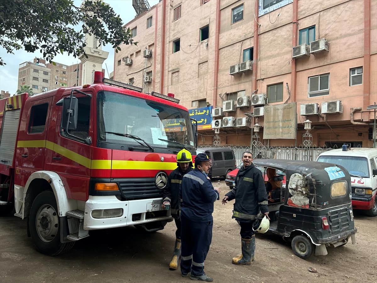 Požar u bolnici u Kairu