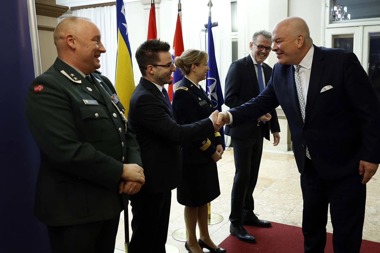 Veleposlanstvo Norveške kontakt veleposlanstvo u BiH za suradnju sa NATO-om