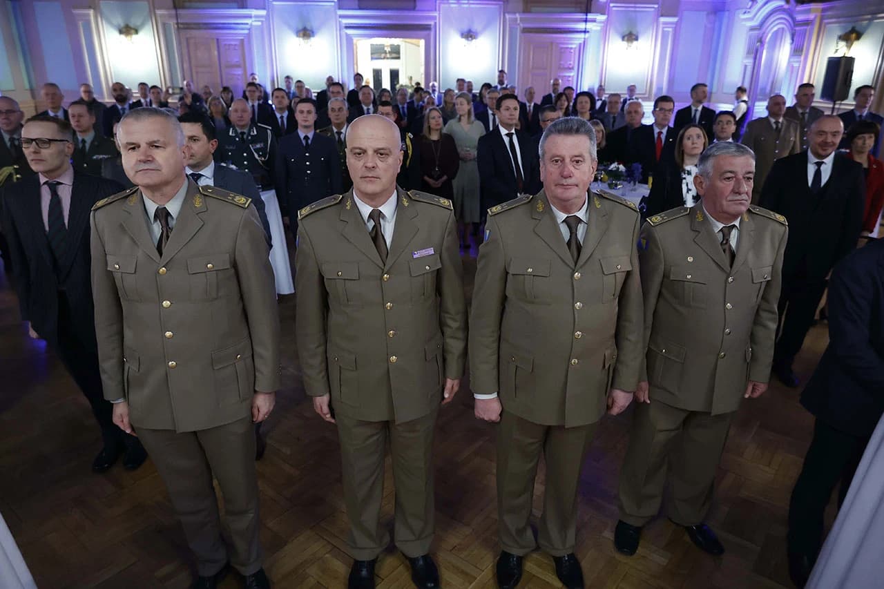 Veleposlanstvo Norveške kontakt veleposlanstvo u BiH za suradnju sa NATO-om