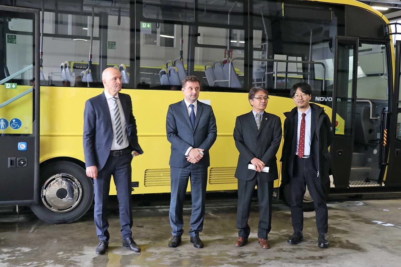 Vlada Japana donirala autobus poduzeću Mostar Bus