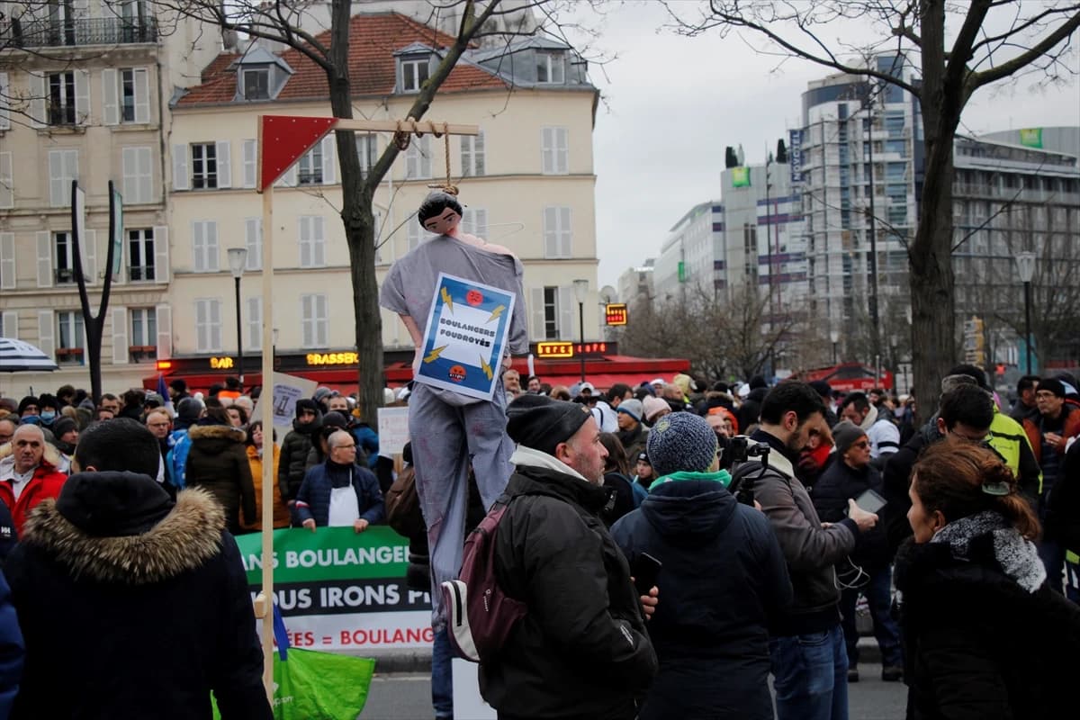 Francuski pekari prosvjedovali u centru Pariza, traže ograničenje rasta cijena energije