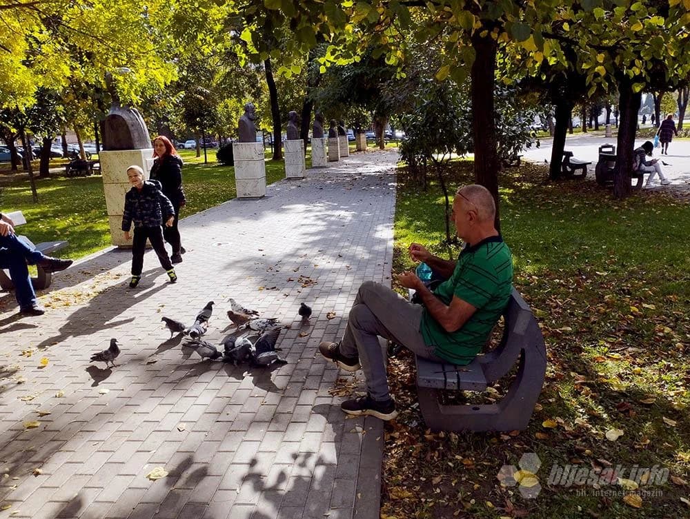 Da i golubovi čalabrcnu koji zalogaj