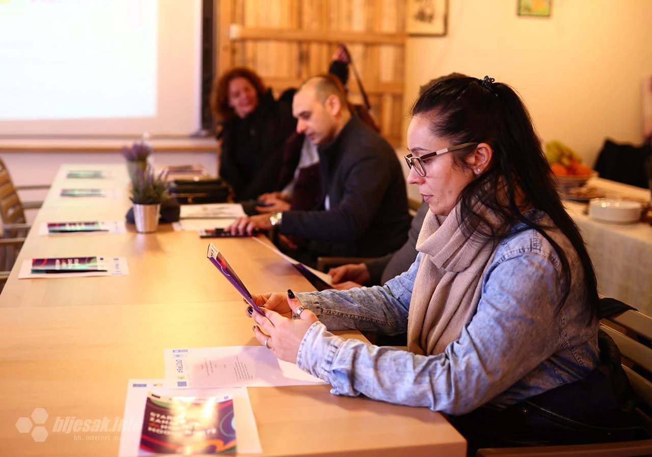  Okrugli stol “Inkluzija, zanati, perspektive…”,