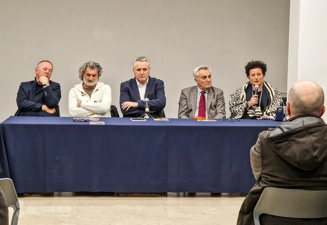 Ilko Barbarić predstavio svoj književni prvijenac