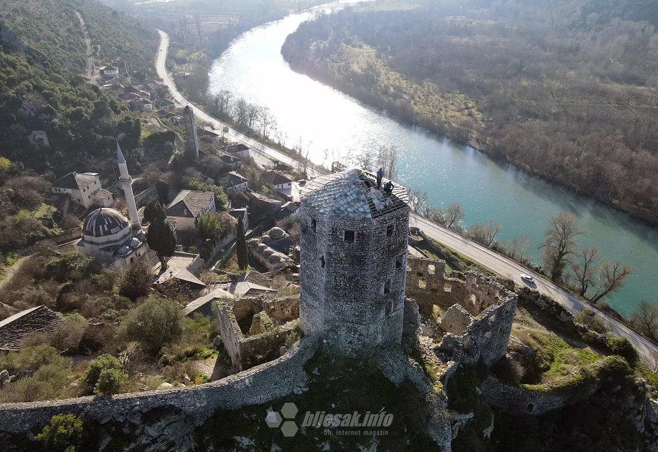 Kula u Počitelju dobila krov