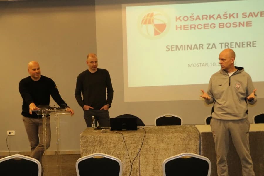 Održan seminar za trenere