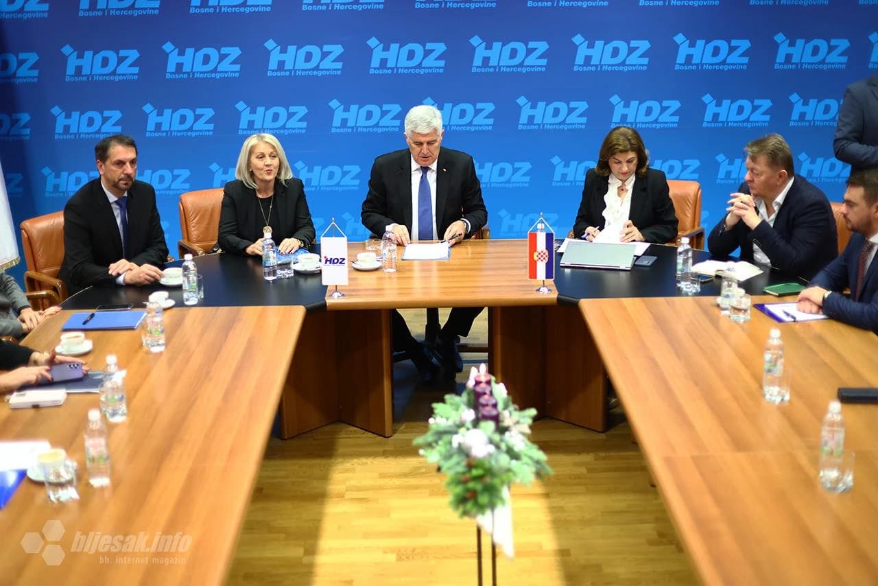 Sjednica Predsjedništva HDZ-a BiH u Mostaru 