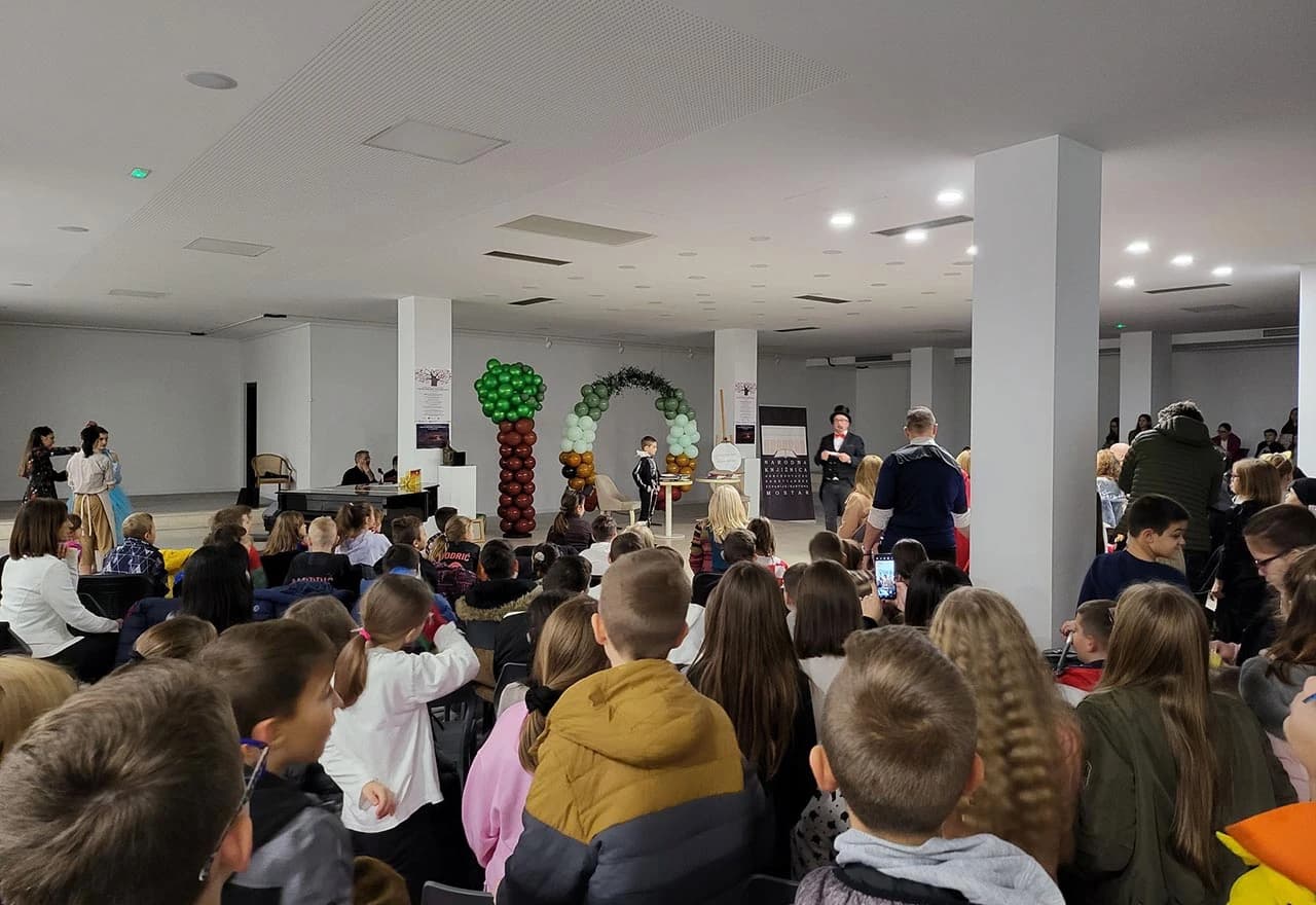 Svečano otvoren 2. festival dječje knjige Stablo nasred svijeta