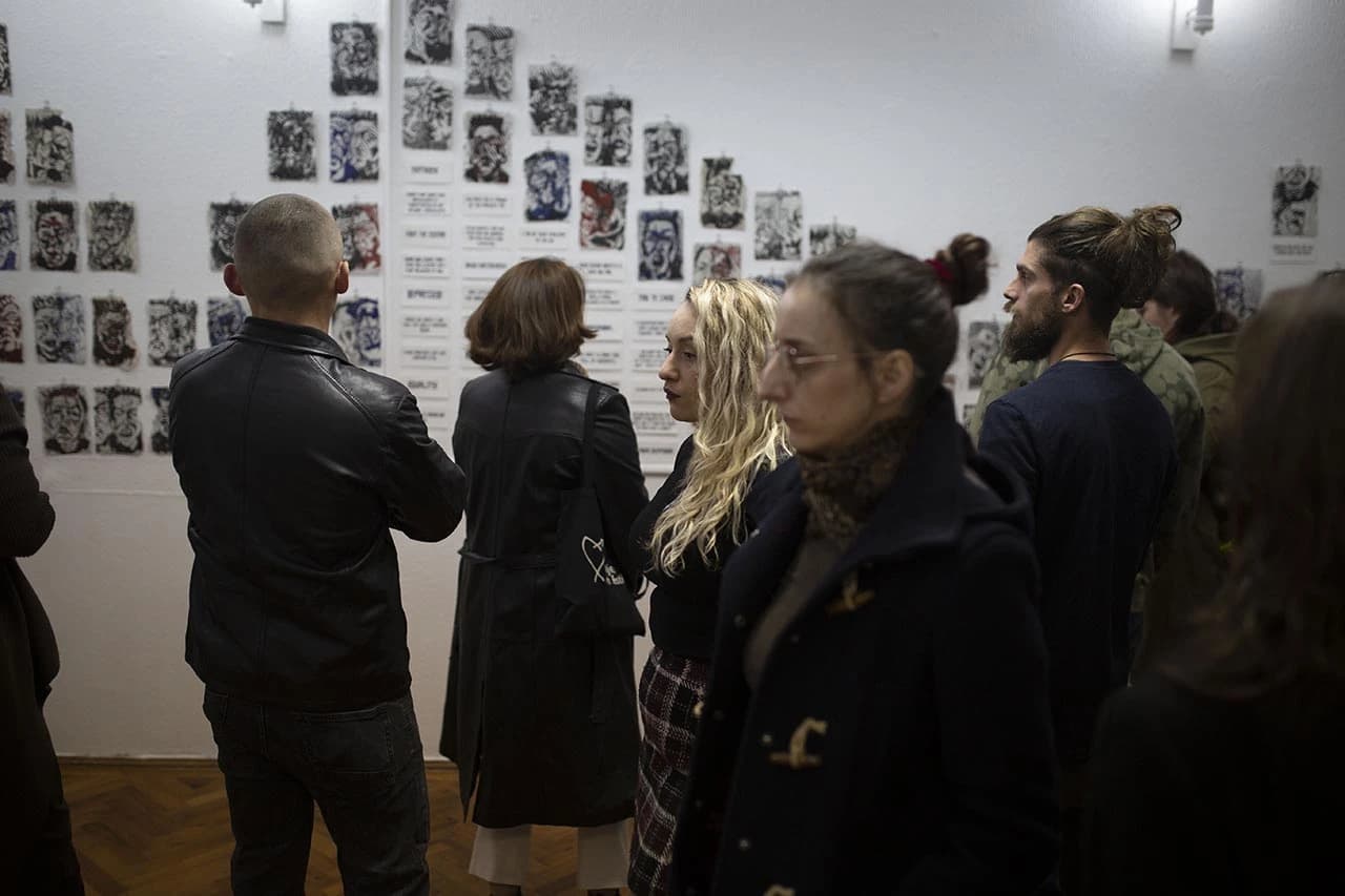 Izložba grafika Krisa Andrića