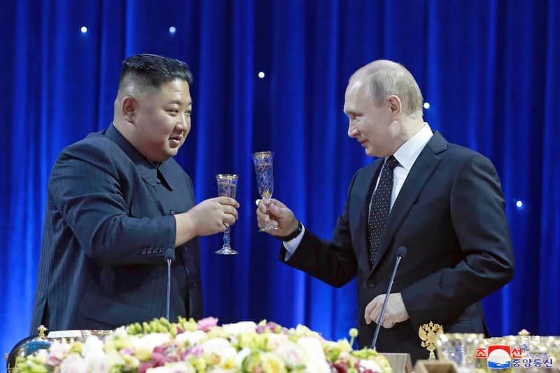 Kim Jong Un i Vladimir Putin
