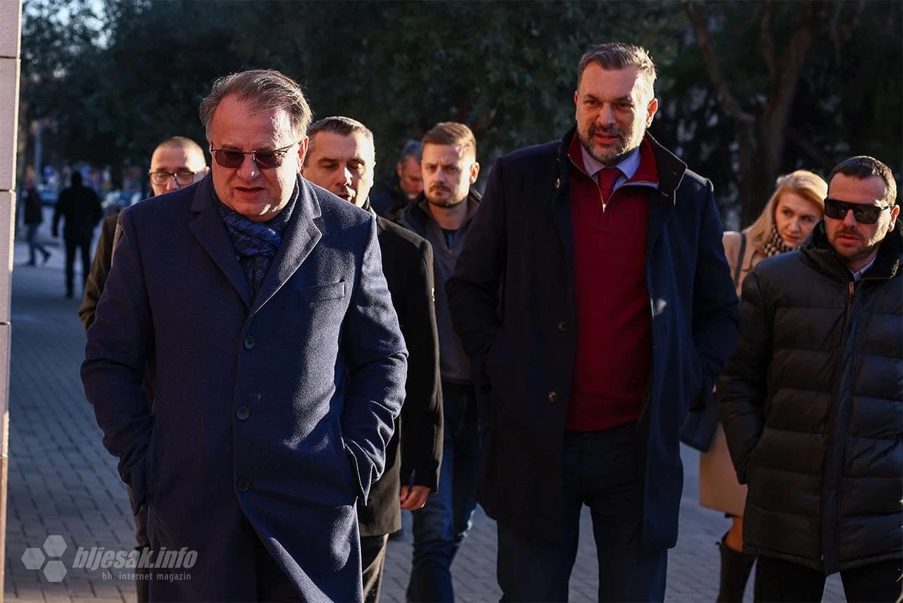 Trojka u Mostaru