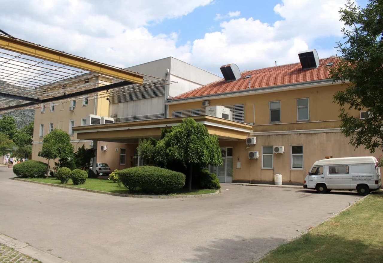 Bolnica 'Dr. Safet Mujić'