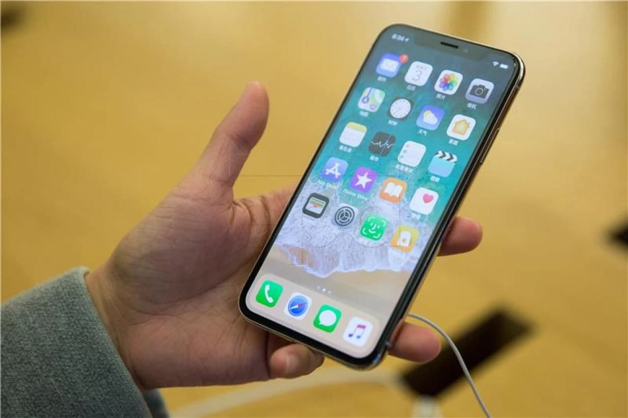 Apple Iphone