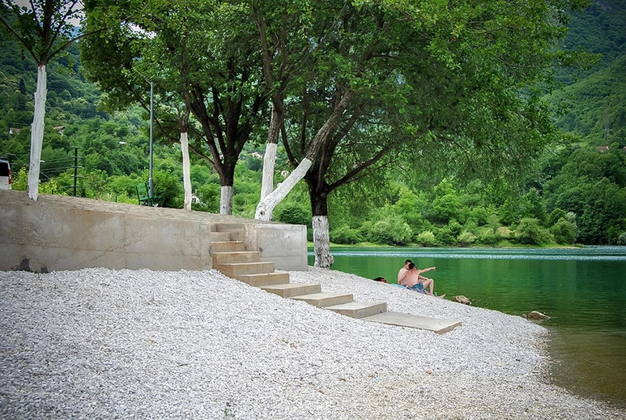 Plaža na Jablaničkom jezeru