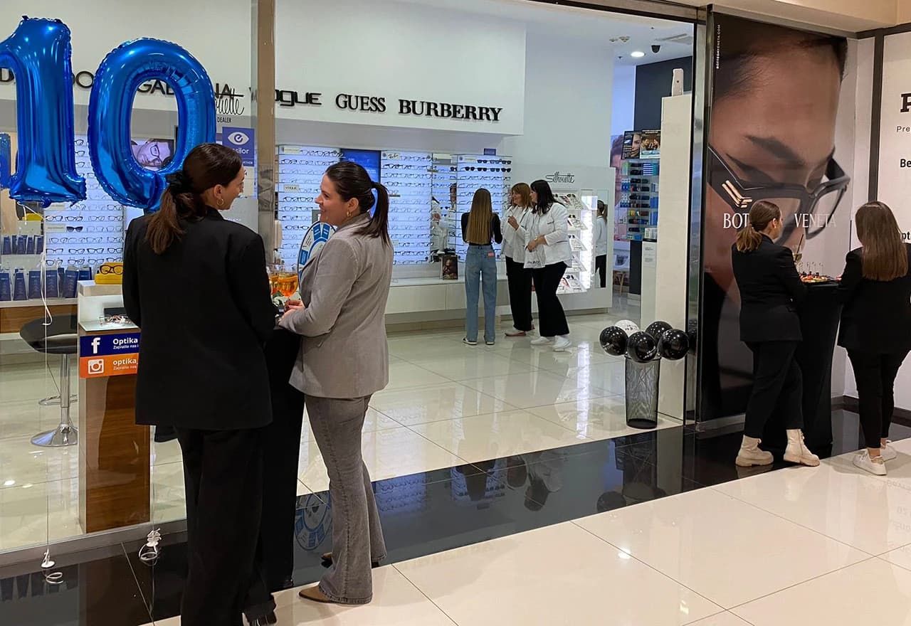 Deset godina kvalitete: Optika Provizion nagrađuje svoje klijente