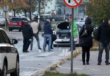 Detalj s vršenja očevida na mjestu gdje su ubijeni policajci