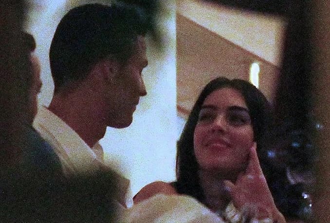 Daily Mail | Splash News