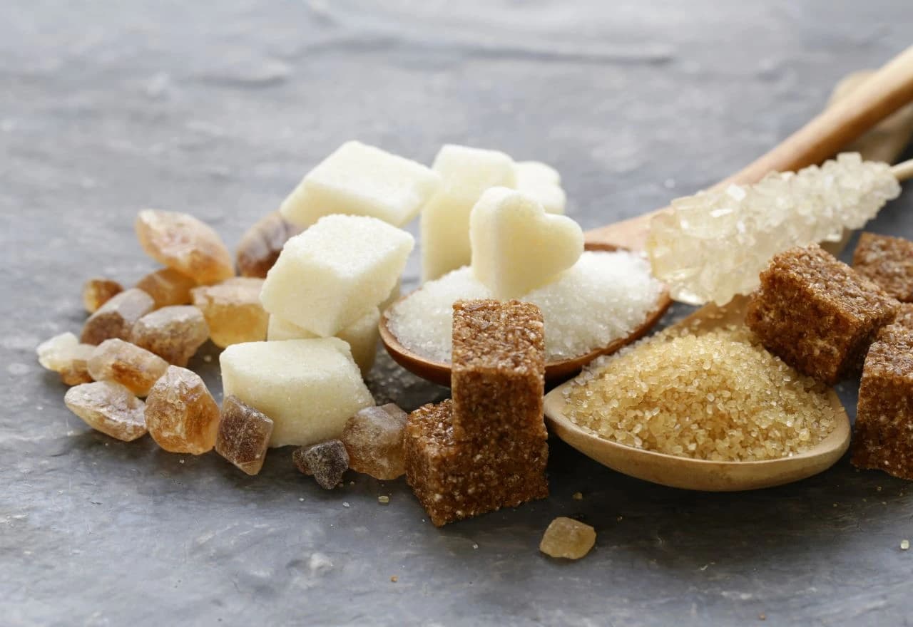 Smeđi i bijeli šećer