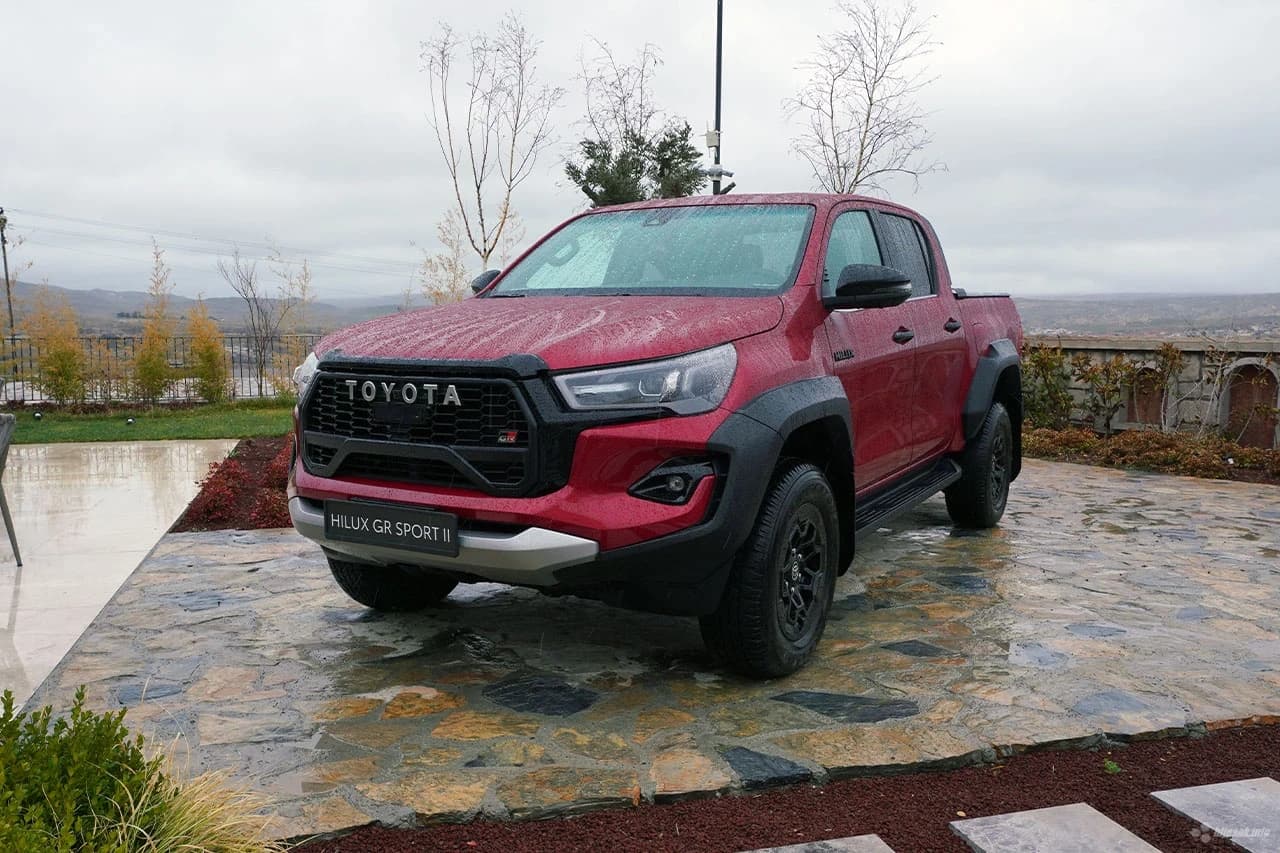 Bljesak donosi dojmove iz Turske: Toyota Hilux Hybrid 48V – terenac za budućnost!