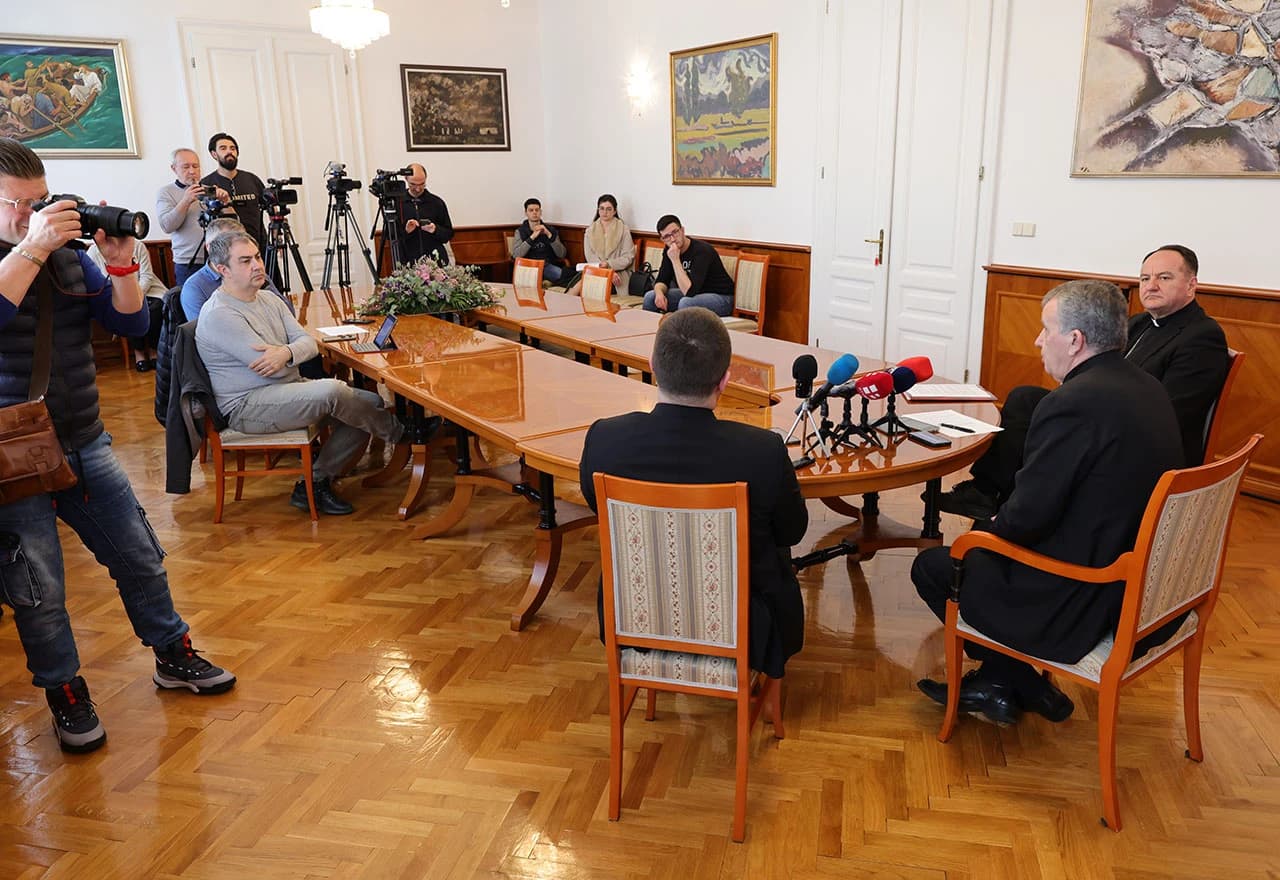 biskupka-konferencija3