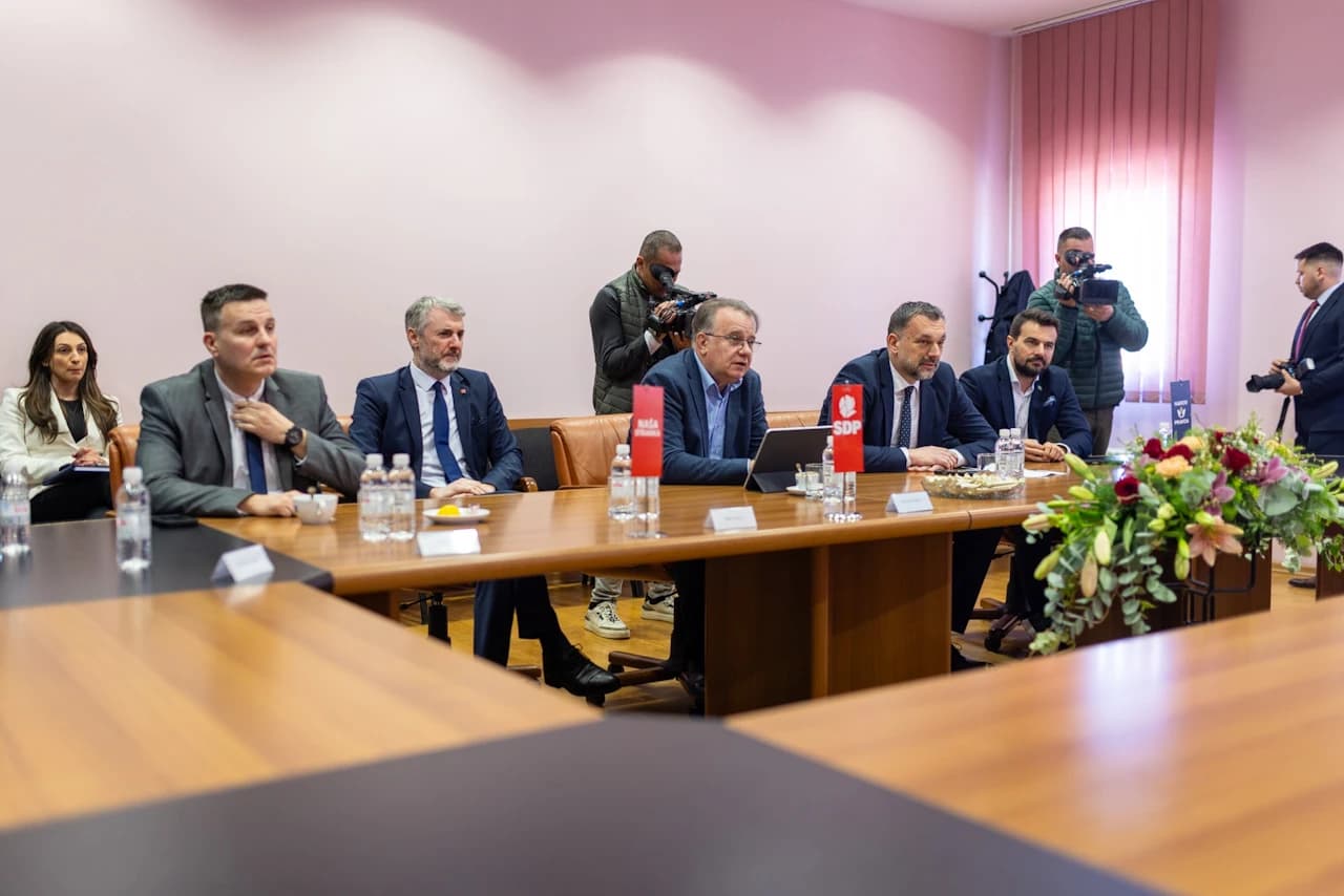 Predstavnici Trojke stigli na sastanak u Domu HDZ-a BiH
