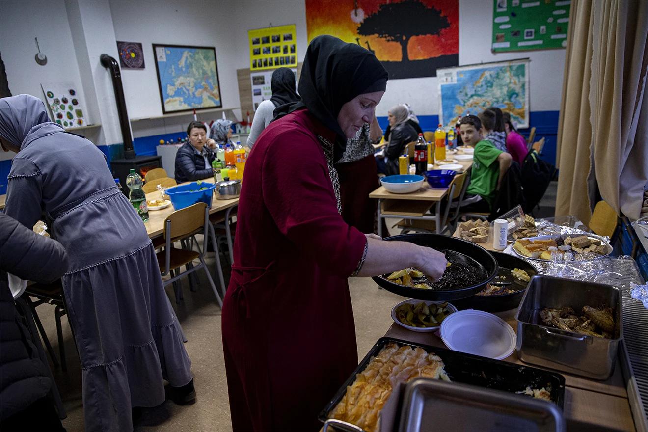 Iftar u selu Šćipe