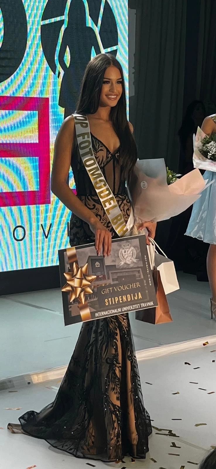 Leonarda Tomić, fotomodel